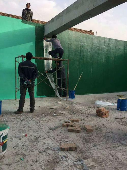 萨尔图针对老旧车间地面普遍存在的起砂、裂缝问题